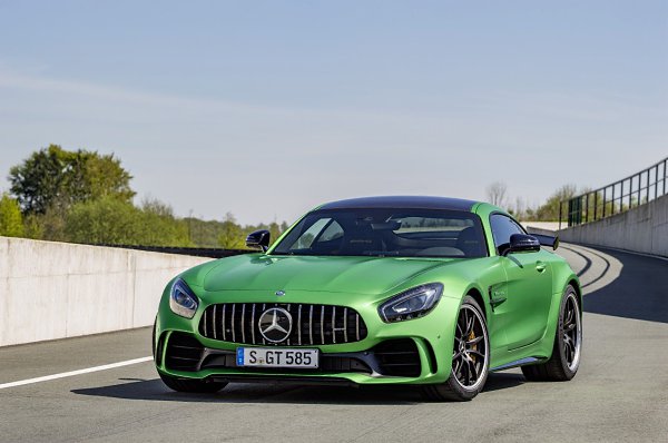 Mercedes-Benz 2016 AMG GT R