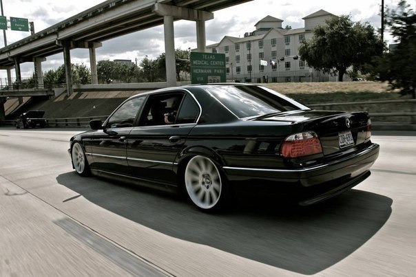 BMW E38