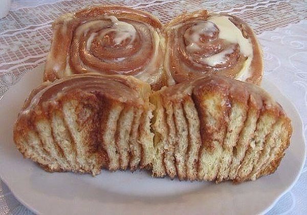 Булочки с корицей «Классический Синнабон» (Cinnabon).Классический Синнабон с корицей – это ролл, ... - 2