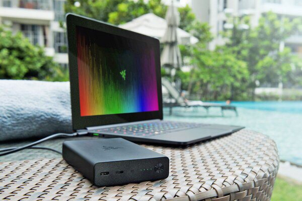 Razer Power Bank     12800 .  .  ...