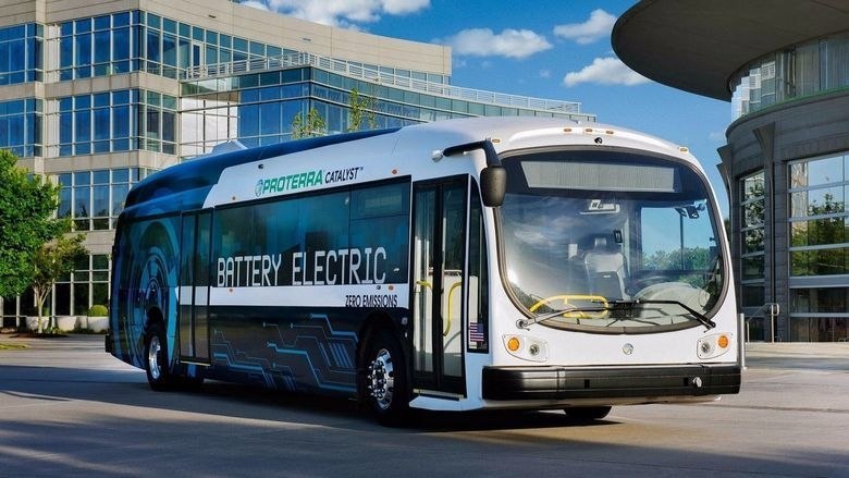 Электрический автобус Proterra Catalyst E2 установил мировой рекорд, проехав на одном заряде более ...