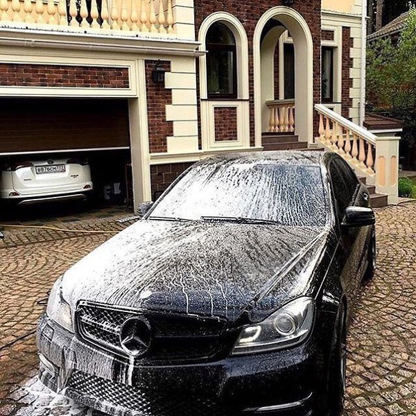 Mercedes-Benz C-Class W204