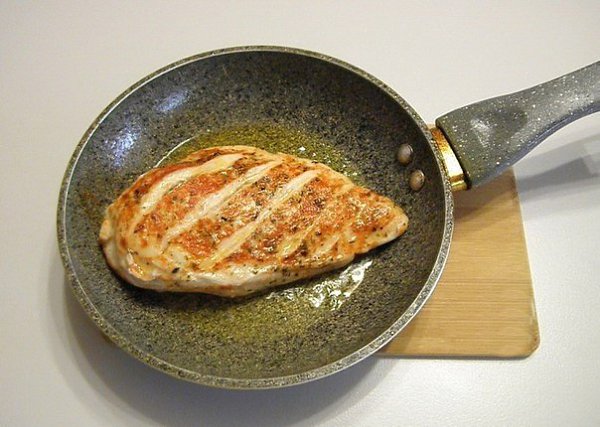 Куриное филе под грибным соусом.Сочное вкусное куриное мясо под грибным соусом на основе сметаны. ... - 4