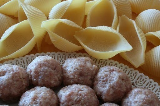 Ракушки фаршированные. Макаронные изделия