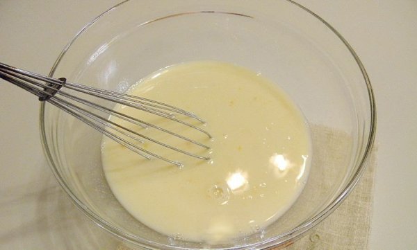 Вкуснейшие тонкие блинчики.Ингредиенты:Молоко — 500 млКрахмал — 4 ст. л. (без горки)Мука пшеничная ... - 2
