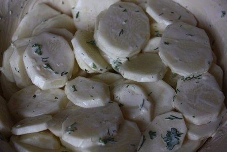Картошечка по-французски.Блюдо из серии «легко, быстро, вкусно».Для этого элементарного блюда нам ... - 5
