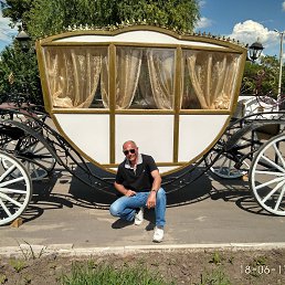 Rafael, �������, 57 ���