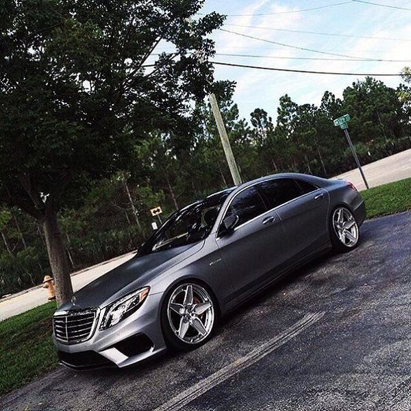 Mercedes-Benz S63 AMG on ADV.1 Wheels