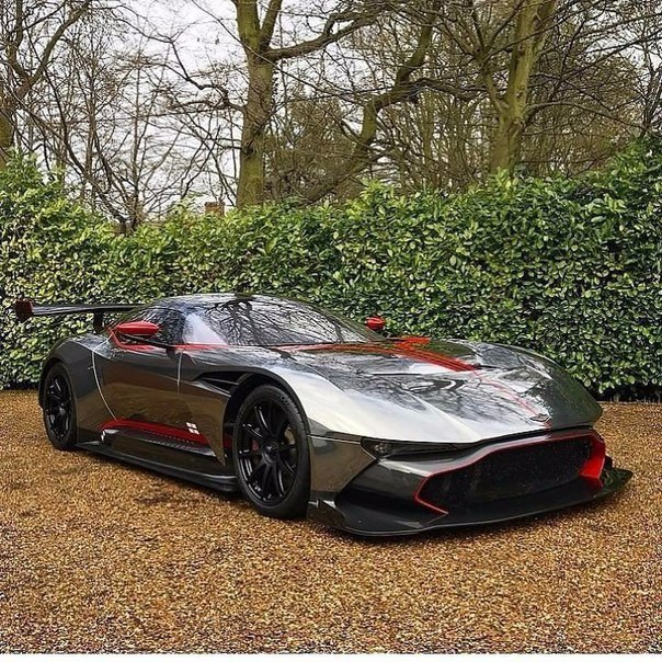 Aston Martin Vulcan