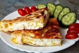 Яичница с сыром в лаваше: быстро, легко и очень вкусно. на 100 грамм - 214 ккал Б/Ж/У - 12/9/21 ...