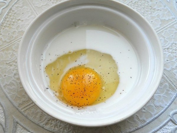 КАБАЧКИ ЗАПЕЧЁННЫЕ С ПОМИДОРАМИ И СЫРОМ. ИНГРЕДИЕНТЫ: помидоры - 1-2 шт. кабачок - 200-250 г перец ... - 4