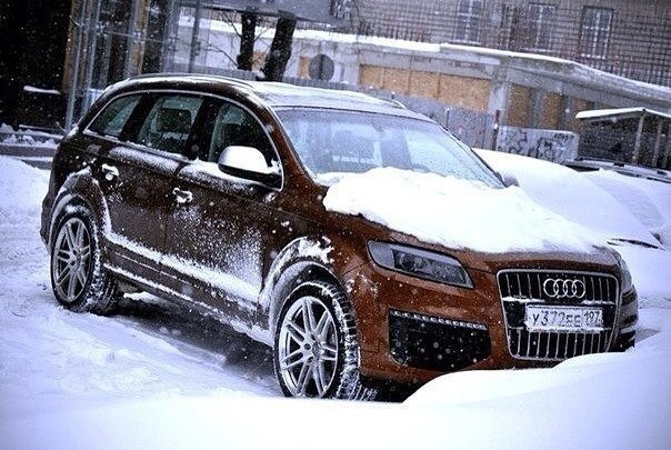 Audi Q7.