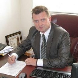 Oleg, 47, 