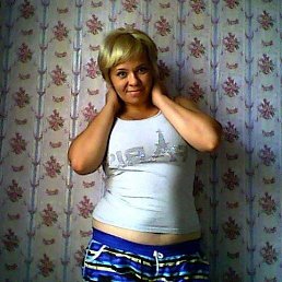 Алёна, 31, Новоаннинский