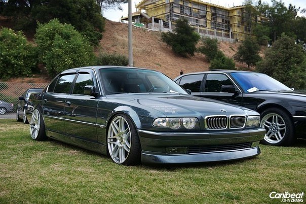 BMW 740