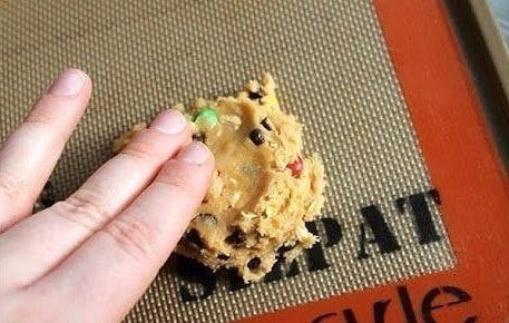    M&Ms.:200   100   200  150  ... - 4