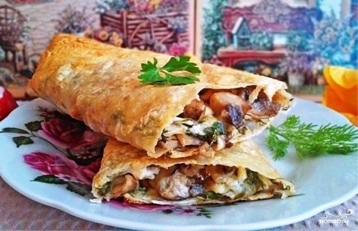Запеченный рулет из лаваша с сыром и грибами .на 100грамм - 139.82 ккалБ/Ж/У - ...