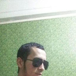 Ravshanbek, 32, -