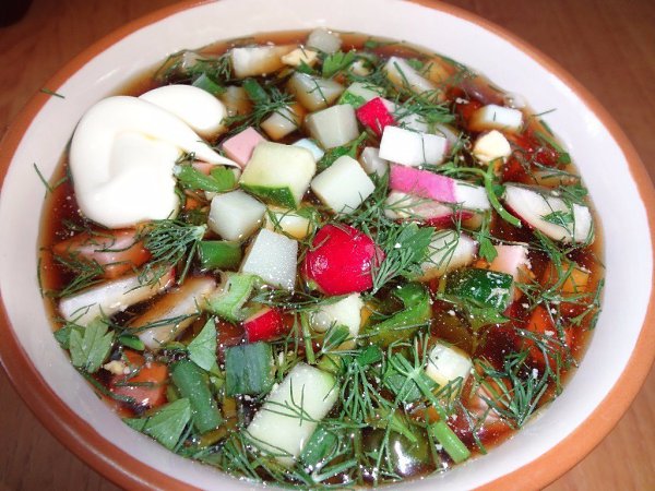 ТОП-8 РЕЦЕПТОВ ВКУСНЕЙШЕЙ ОКРОШКИ.Готовим быстро и вкусно 1. ОКРОШКА НА КЕФИРЕ Ингредиенты: 5-6 шт. ... - 7