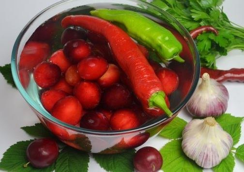 Соус из алычи с паприкой на зиму.Ответственная подготовка к зиме – это составление коллекции ... - 2