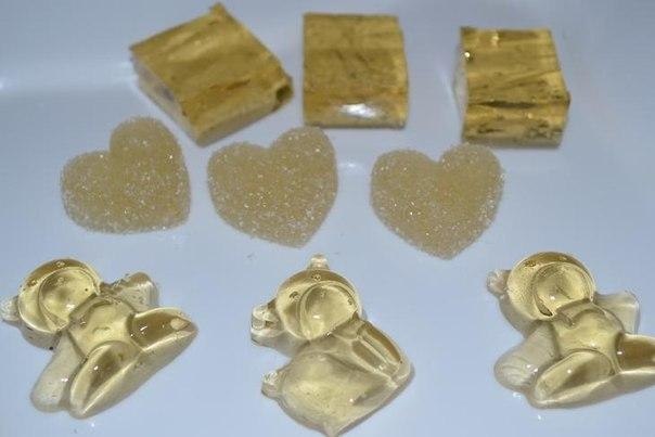 Мармелад яблочный.Ингредиенты:-Сок яблочный - 0,5 ст-Сахар - 2 ст-Цедра лимона - 2 ст.л.-Желатин - ...