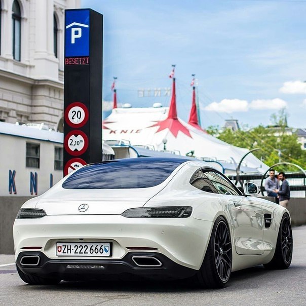 Mercedes-AMG GT S