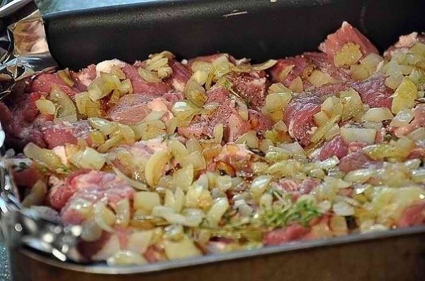 Мясо по-французски.Приготовить мясо так чтобы оно получилось ароматным, нежным и тающим во рту ... - 7