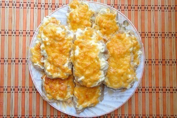 Мясо по-французски в духовке.Ингредиенты:мясо – 500 гр. (я беру свиную вырезку – аккуратненький ... - 7