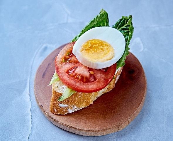 5 простых и божественно вкусных бутербродов с творожным сыром.Кростини с редисомВам ... - 2