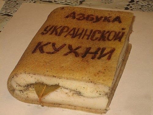   )))