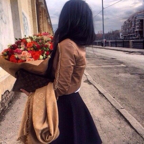 — Я счастлива, и вам того же желаю.