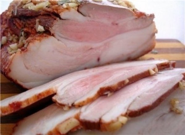 Сало в луковой шелухе.Это пикантное блюдо разнообразит ваш стол с мясными закусками, порадует своим ...