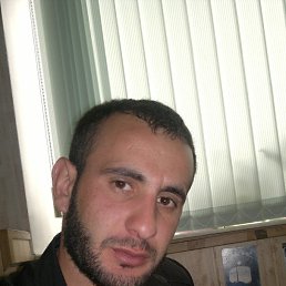 Armen, 32 , 