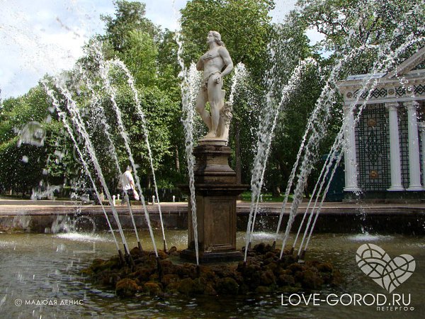 Петергоф (Петербург).А знаете ли Вы, что воду для фонтанов Петродворца доставляет самотечный ... - 3