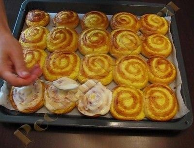Творожные завитушки в сметанной заливке. Сказать что это вкусно — это ничего не сказать — это просто ... - 5