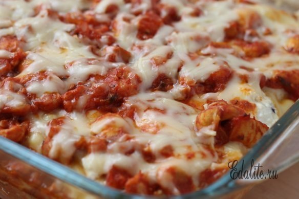 Лазанья с куриной грудкой и творогом. Вам потребуется: Макаронные изделия Lasagne - 230г; Репчатый ... - 8