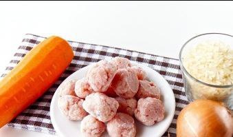 Фрикадельки с рисом. Фрикадельки с рисом – простое, вкусное и сытное блюдо. Готовить можно и в ... - 2