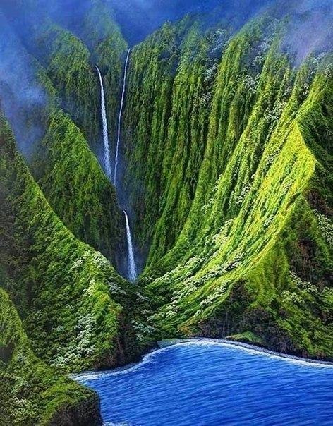    Molokai,  .