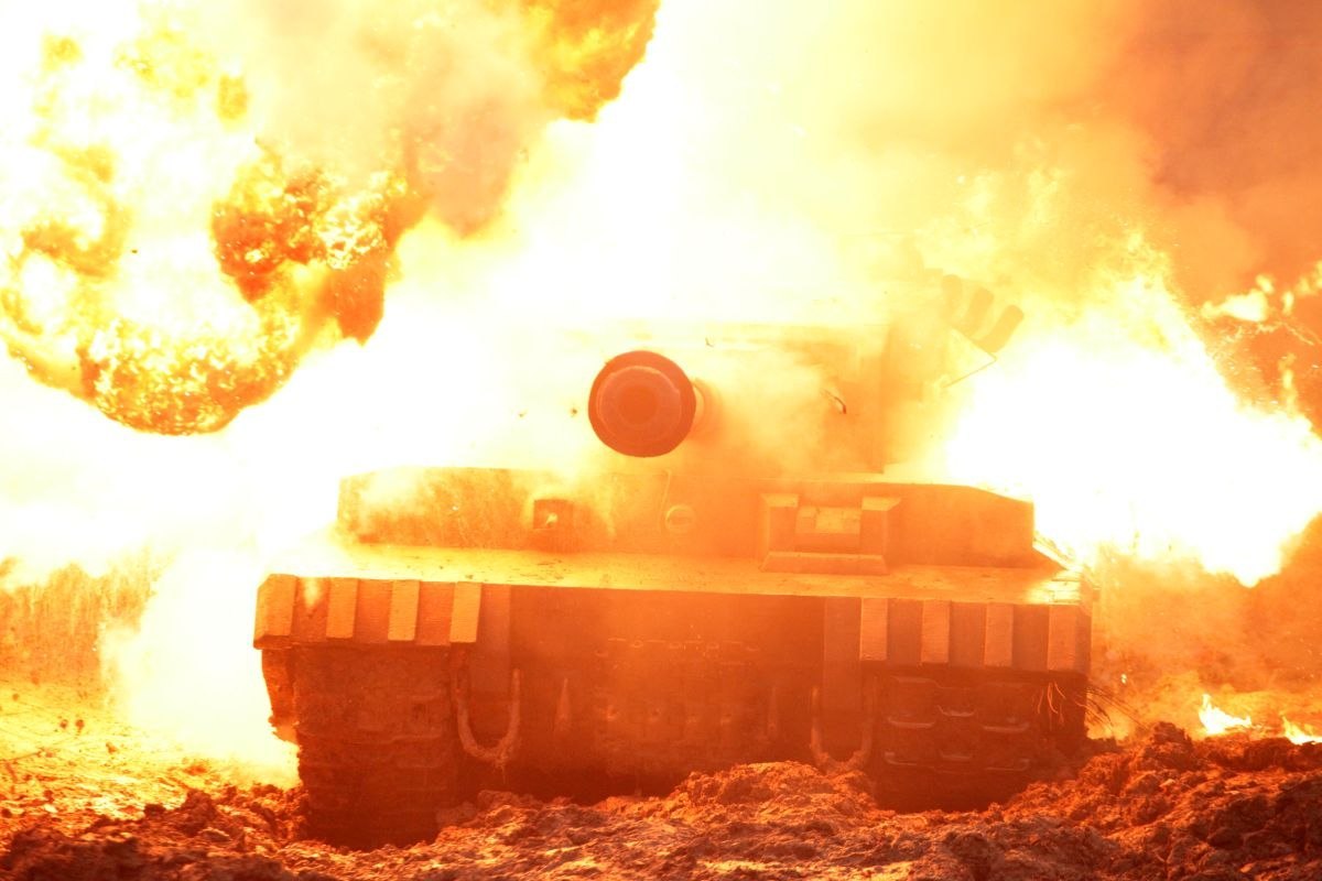 "" - 23  2017  21:56