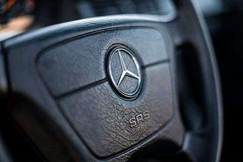 Mercedes - 29  2017  16:01