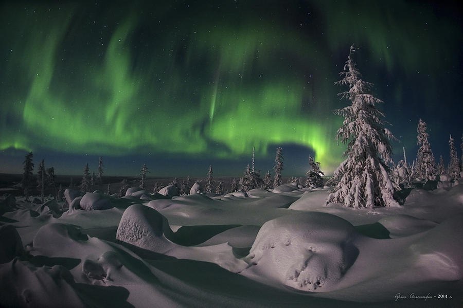 Природа Якутии Северное сияние. Северное сияние Якутия Айхал. Северное сияние в Якутии.