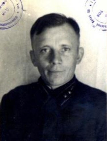 8 ноября 1941 года в районе деревни Жупкино (под Волховом) экипаж танка КВ-1 из 16-й танковой ...