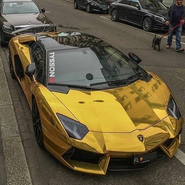 Lamborghini Aventador