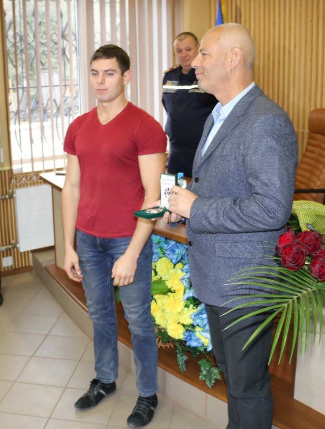 Девушки ... не молчите ...))))