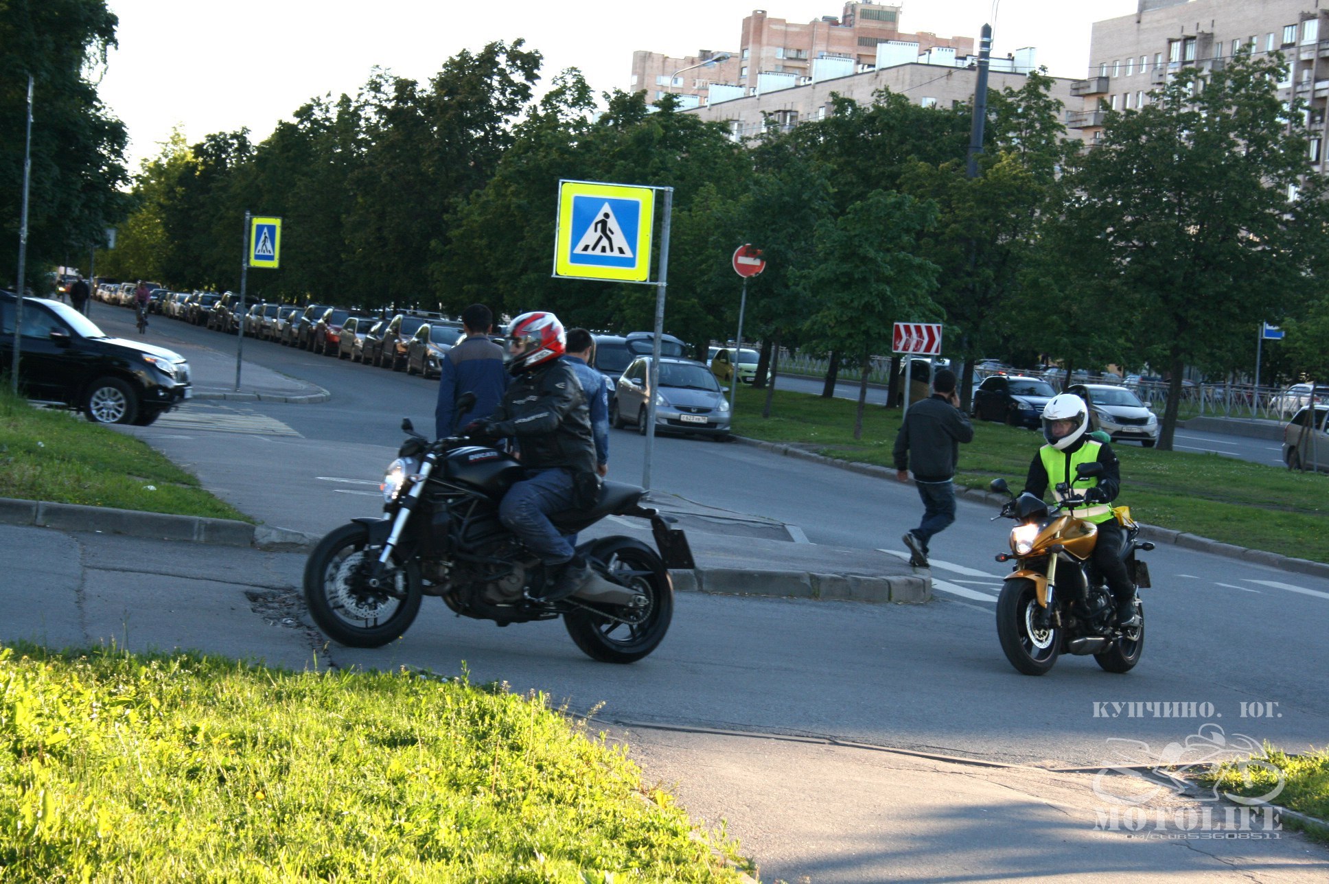 Drag Race 402 - 2