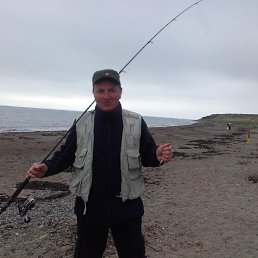 Igor, 60, 