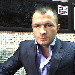 Stanislav, 38, 
