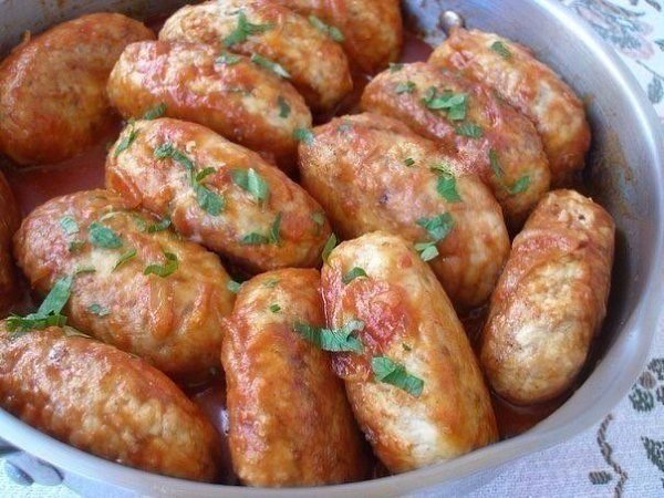 Гречаники.Вам потребуется: -500 г мяса (я использовала филе индейки); -150 г гречневой крупы; -2 ...