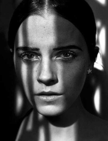 Emma Watson for Vogue Italia by Vincent Peters.#@woman.blog - 3