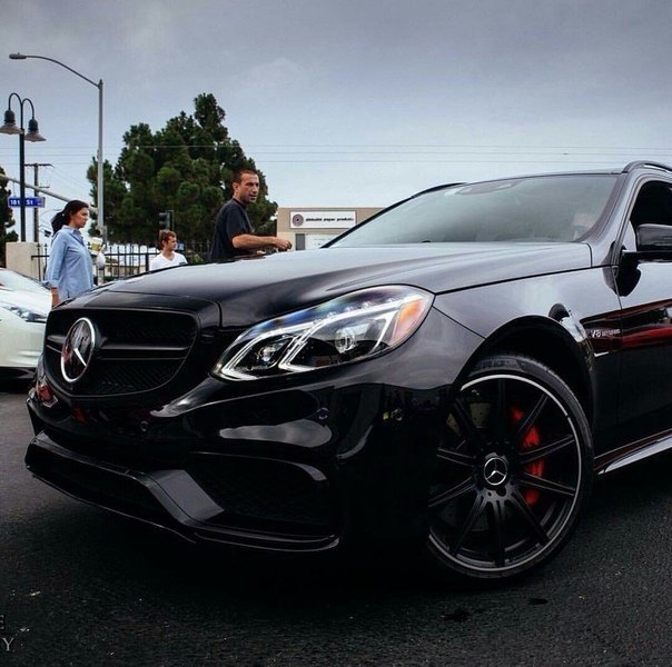 Mercedes-Benz E63 AMG S212